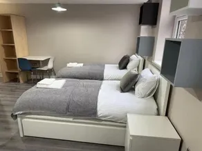 Large Twin Bed Studio (2 x Single Beds) (1) - Image 3