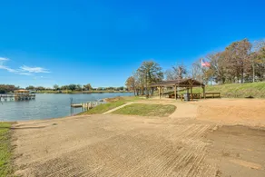 Lake Fork Cabin w/ Boat Launch & Fishing Pier - Image 2