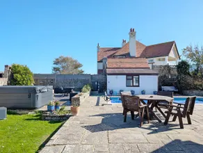 Warner Wood - Heated Pool-Hot tub -Beach -Sleeps16 - Image 5