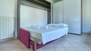 APT. 14-Cosy Apartment with Balcony - Image 5