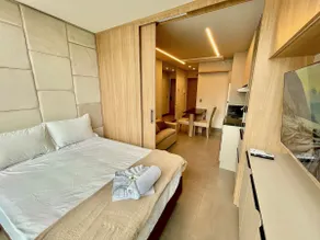Livin' Resort Home - 402/3 - Image 2