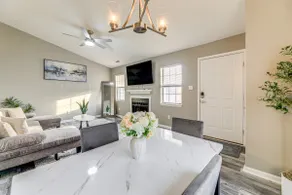 8 Mi to Neuse River: Cozy Gem in Havelock! - Image 2