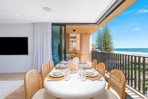Palm Beach Paradise - Image 3