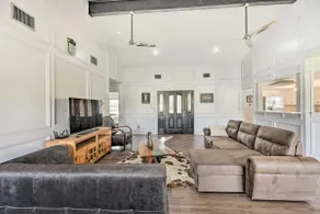 Pet-Friendly Lockhart Home With Private Yard! - Image 2
