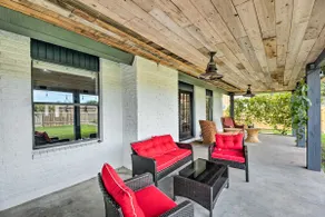 Pet-Friendly Lockhart Home With Private Yard! - Image 3