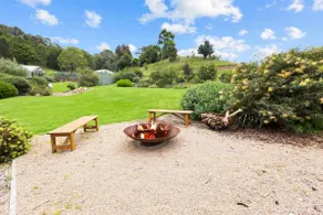Country Garden - Image 4