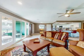 Micanopy Guesthouse on Working Thoroughbred Farm! - Image 5
