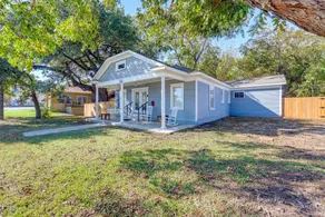 Walk to Downtown Shops & BBQ: Home w/ Fenced Yard! - Image 5