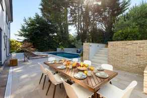 Austiger House | Finest Stays - Image 2