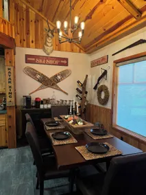 Rustic 5 Bedroom Gorge River Resort - Image 2