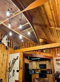 Rustic 5 Bedroom Gorge River Resort - Image 4