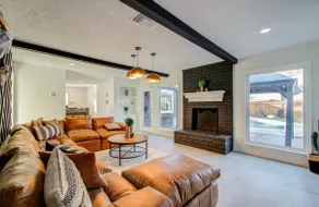 5bd Cozy Rustic Retreat - Pool & Firepit - Image 5