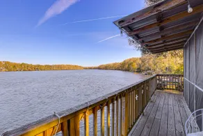 Suwannee River Escape: 6 Mi to Manatee Springs - Image 3