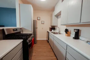 NEW-2 BD Home-Min to Refineries-Extd Stay Discts - Image 5