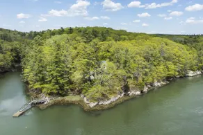 Riverfront Escape for Families & Friends - Image 3