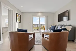 NEW Lakeview Escape | Seasonal Hot Tub | Poolside - Image 2