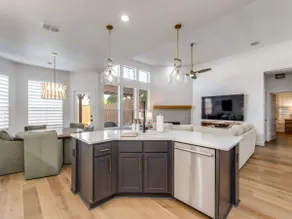 Modern & Upscale Frisco Getaway - Image 3