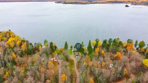 Lakefront Loft with Sauna, Heirloom Vacations - Image 5