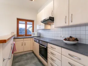 Spacious apartment close to the centre - Image 4