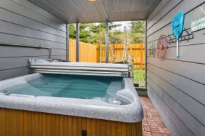 Near Mt Hood | Hot Tub • Arcade Game • Dogs OK - Image 2