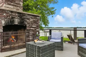 Entertainer's Lake Lodge for 20 - Image 4