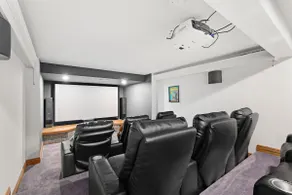 Entertainer's Lake Lodge for 20 - Image 3