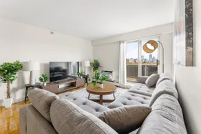 2bd/1.5ba Next to BU 2303 - Image 2