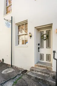 Cotton Alley | 2/2.5, Full Kitchen, Prime Location - Image 2