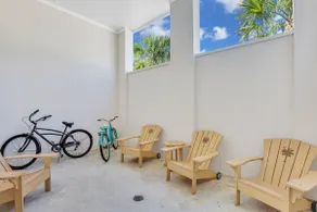 Charmant appartement de vacances adapté aux familles avec piscine | Vue ville | Avec animaux autorisés - Image 5
