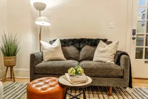Elegant Historic 5BR Home in Downtown Stroudsburg - Image 3