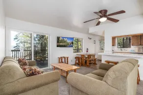 Yosemite West Home Inside Park Gates Sleeps 6 - Image 2