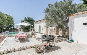 Amazing Home In Ragusa With Indoor Swimming Pool - Image 2