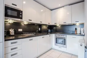 13 Rhodewood House - 2 Bedroom Apartment - Saundersfoot - Image 2
