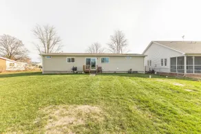 Sunsets & Serenity: Port Clinton Waterfront Stay 3 Bedroom Home - Image 5