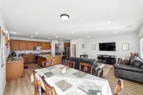 Charming Pet-friendly Getaway In Sunny Beaumont 4 Bedroom Home - Image 5