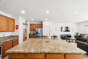 Charming Pet-friendly Getaway In Sunny Beaumont 4 Bedroom Home - Image 3