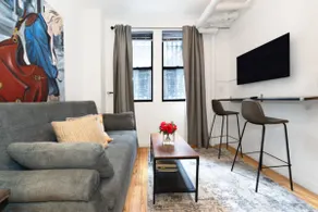 Cozy 2BR | Manhattan | 20 min to Times Square - Image 2