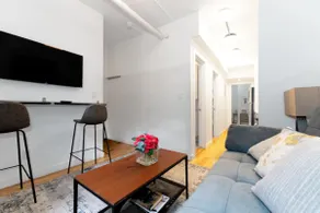 Cozy 2BR | Manhattan | 20 min to Times Square - Image 3