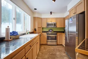 Greenview Condo, C4 -Charming Condo in Kahler Glen - Image 3