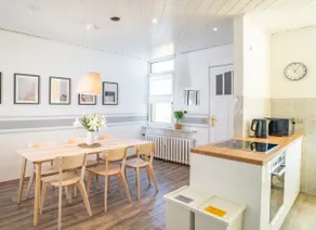 Spacious Apartment in Strausberg - Sleeps 6 - Image 2
