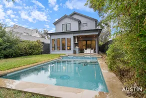 Pool, Hot Tub & Patio w/Modern Updates in E Austin - Image 4