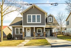 Amazing 4 Bdrm House-Lake Views, Beach, near CP - Image 2