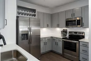 Grandview Luxury: 2BR Apartment w/ Pool & Gym - Image 5