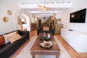 Villa with heated pool, tennis, Fontvieille Ls1 - Image 3