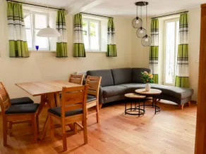 Vacation home chamber - Image 3
