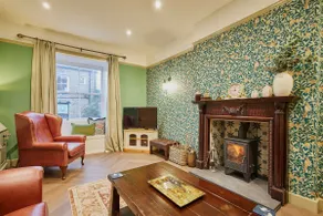 Host & Stay - Temple Terrace - Image 4