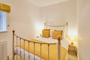 Host & Stay - Temple Terrace - Image 5