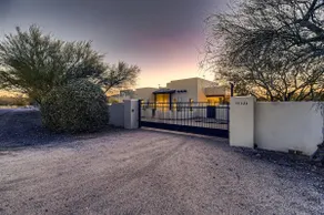 Cave Creek Oasis~Heated Pool + Spa + Dog Friendly - Image 4