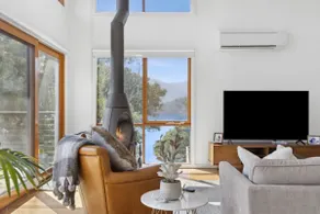The Point Lakehouse Eildon - Image 2