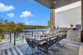 Waterside 508 and Concierge Services - Image 4